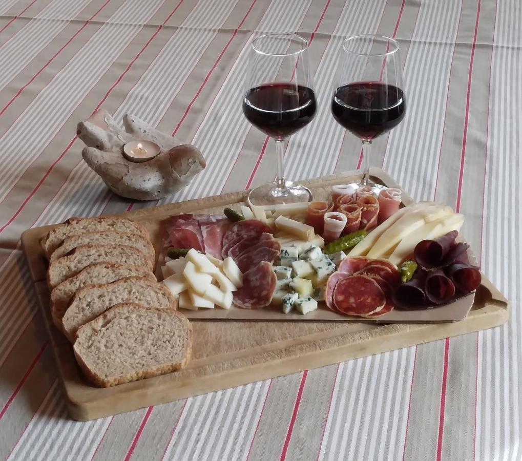 Bed & Breakfast Mina Sazos